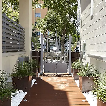 Bed & Breakfast Le 4*